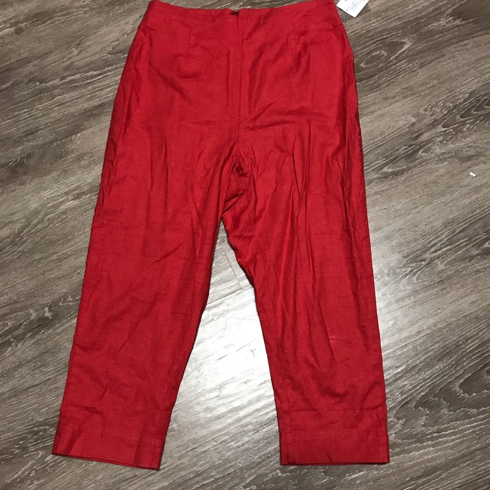 Crop Red Pants - Picture 2 of 3